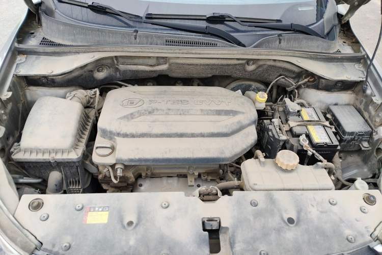 Used Baojun 510 2017 1.5L Automatic Luxury Model Engine Bay