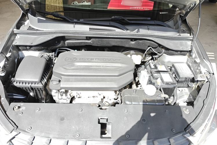 Used Baojun 510 2017 1.5L Manual Luxury Model Engine Bay