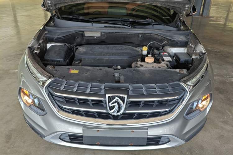 Used Baojun 510 2017 1.5L Automatic Luxury Model Engine Bay