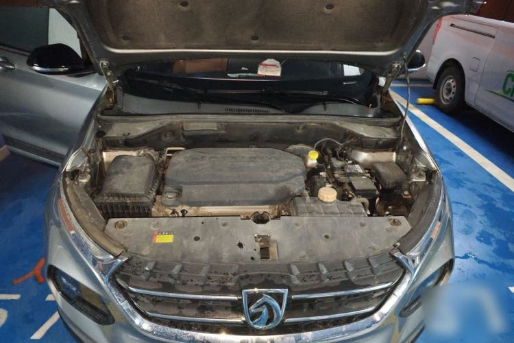 Used Baojun 510 2017 1.5L Automatic Luxury Model Engine Bay