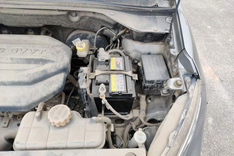 Used Baojun 510 2017 1.5L Automatic Luxury Model Engine Bay Left