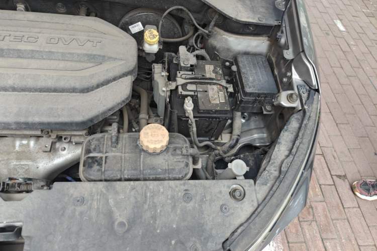 Used Baojun 510 2017 1.5L Manual Luxury Model Engine Bay Left