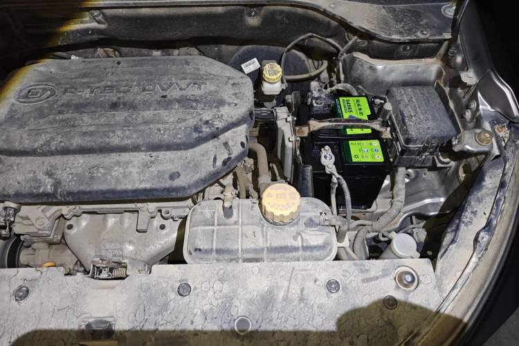 Used Baojun 510 2017 1.5L manual Comfort trim Engine Bay Left