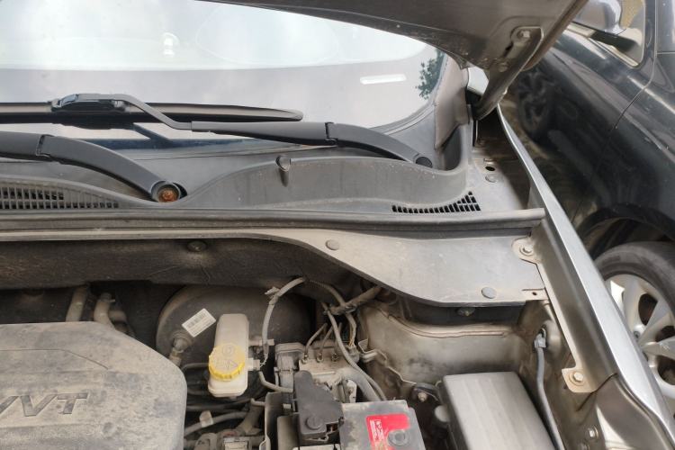 Used Baojun 510 2017 1.5L Automatic Luxury Model Engine Bay Left
