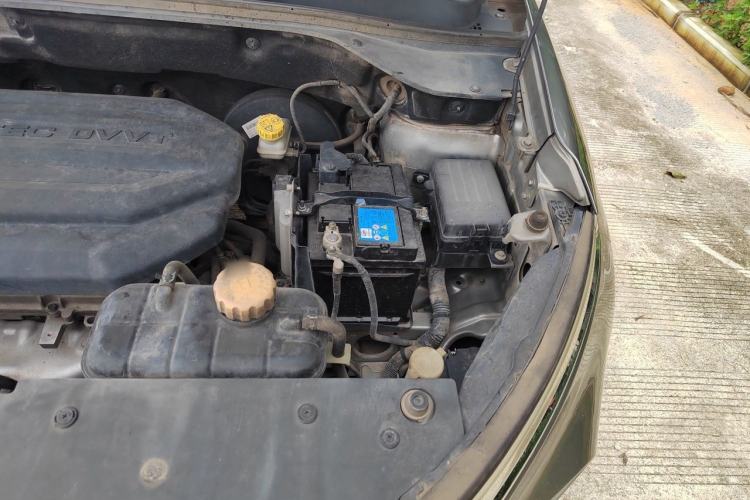 Used Baojun 510 2017 1.5L Manual Luxury Model Engine Bay Left