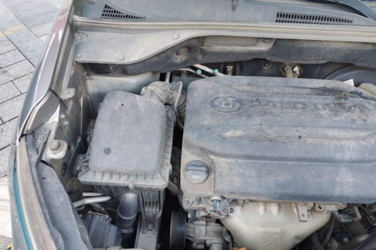 Used Baojun 510 2017 1.5L Automatic Luxury Model Engine Bay Right