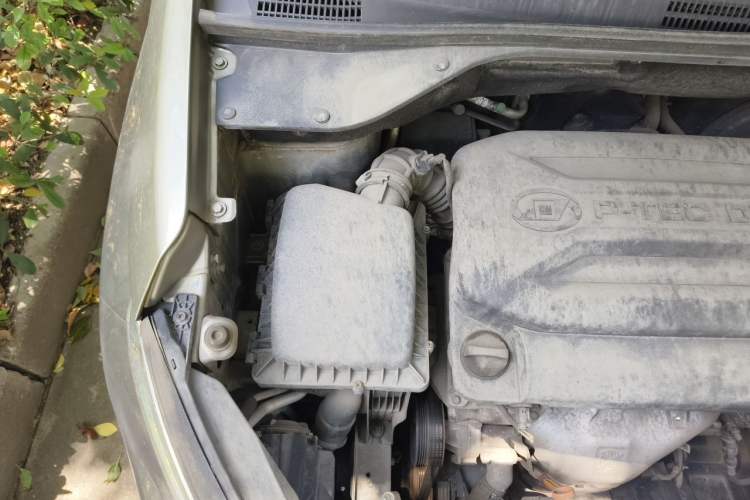 Used Baojun 510 2017 1.5L Manual Fashion Model Engine Bay Right