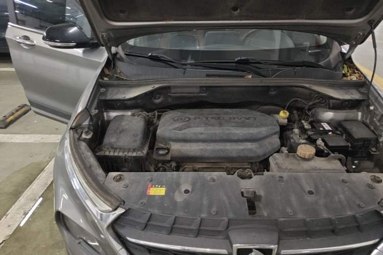 Used Baojun 510 2017 1.5L Automatic Luxury Model Engine Bay Right