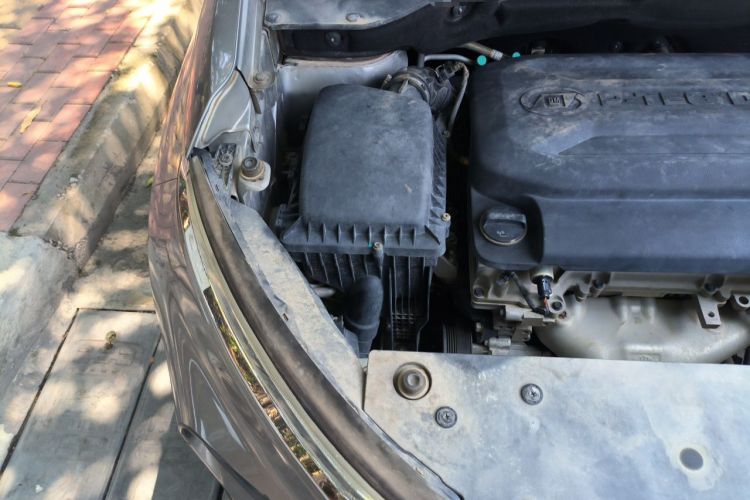 Used Baojun 510 2017 1.5L Automatic Luxury Model Engine Bay Right