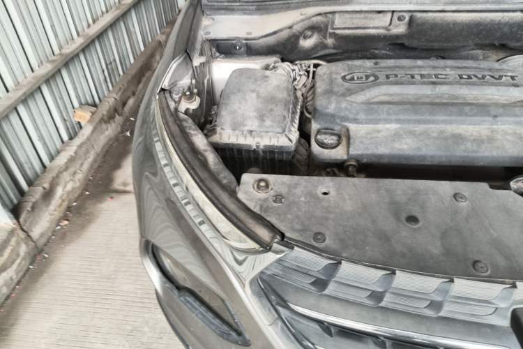 Used Baojun 510 2017 1.5L Automatic Luxury Model Engine Bay Right