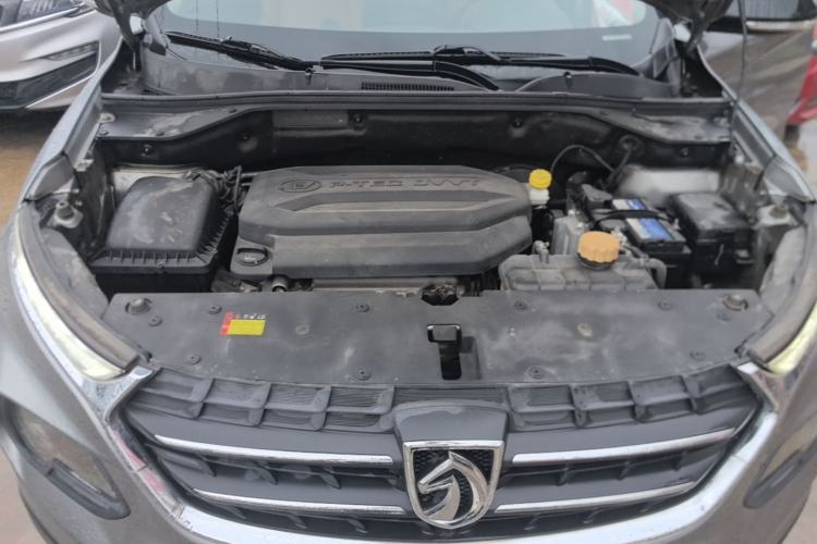 Used Baojun 510 2017 1.5L Manual Luxury Model Engine Bay