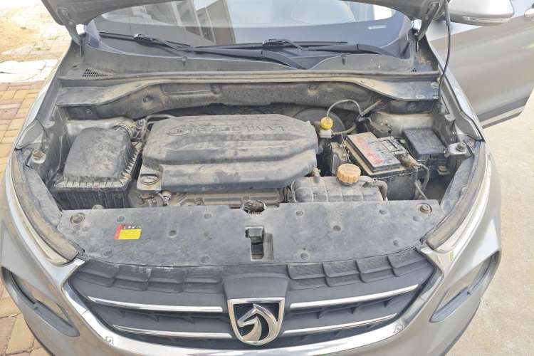 Used Baojun 510 2017 1.5L Manual Fashion Model Engine Bay