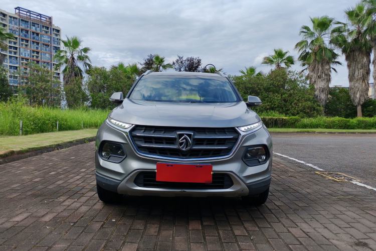 Used Baojun 510 2017 1.5L Automatic Fashion Model Exterior 1