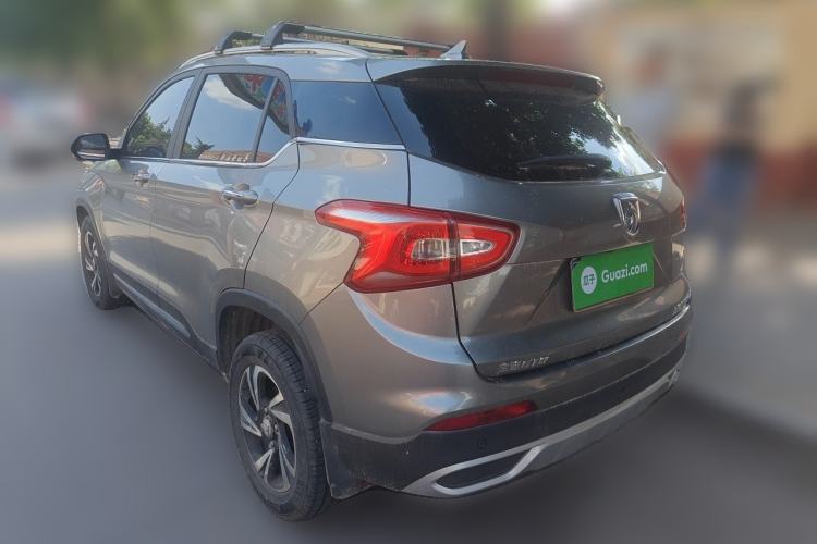 Used Baojun 510 2017 1.5L Manual Luxury Model Exterior 3