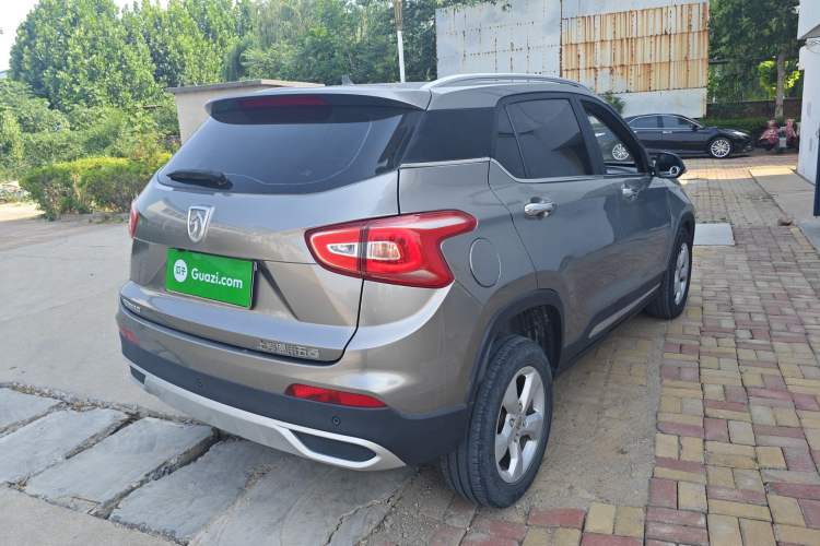 Used Baojun 510 2017 1.5L Manual Fashion Model Exterior 5
