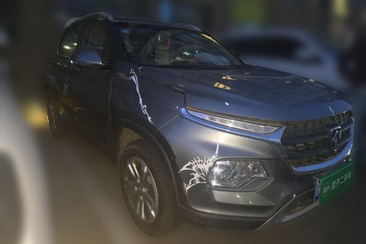 Used Baojun 510 2017 1.5L manual Comfort trim Front Right 45 Deg