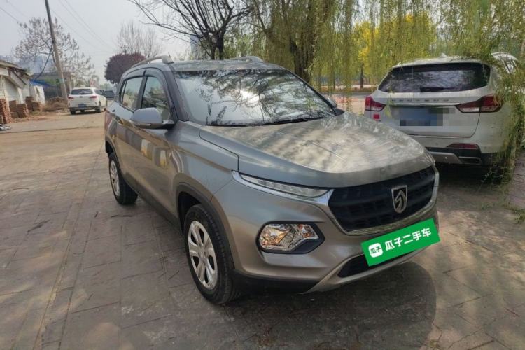 Used Baojun 510 2017 1.5L manual Comfort trim Front Right 45 Deg