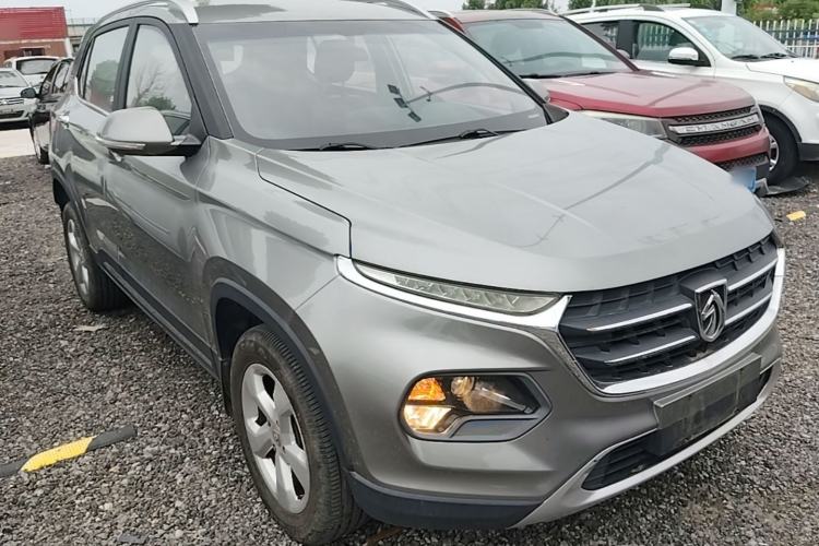 Used Baojun 510 2017 1.5L Manual Fashion Model Front Right 45 Deg