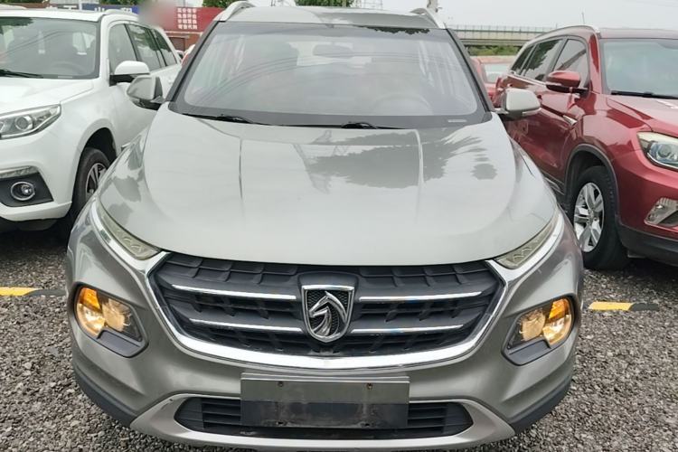 Used Baojun 510 2017 1.5L Manual Fashion Model Front