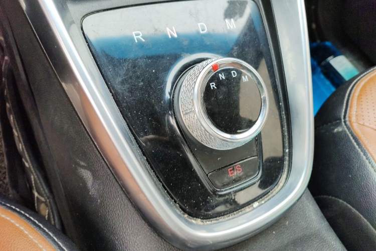 Used Baojun 510 2017 1.5L Automatic Luxury Model Gear Lever
