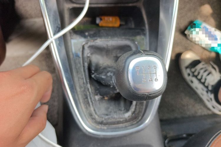 Used Baojun 510 2017 1.5L Manual Luxury Model Gear Lever