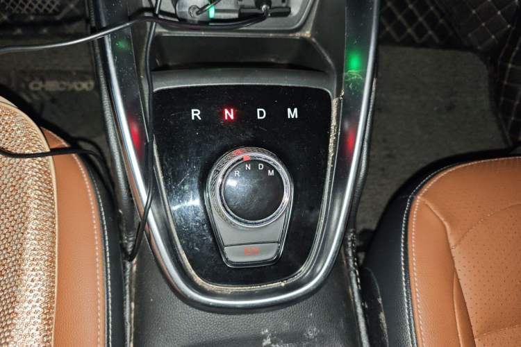 Used Baojun 510 2017 1.5L Automatic Luxury Model Gear Lever