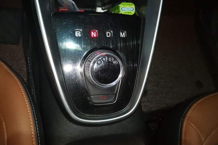 Used Baojun 510 2017 1.5L Automatic Luxury Model Gear Lever