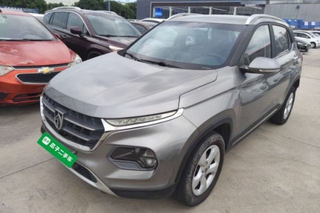 Ojetý Baojun 510 2017 1.5L Manual Fashion Model