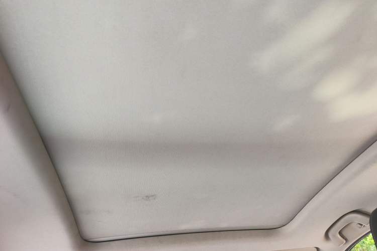 Used Baojun 510 2017 1.5L Manual Luxury Model Headliner