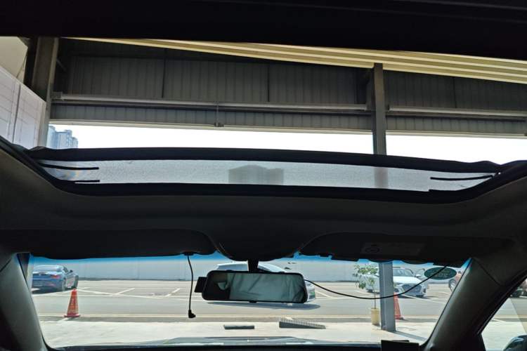 Used Baojun 510 2017 1.5L Automatic Luxury Model Headliner