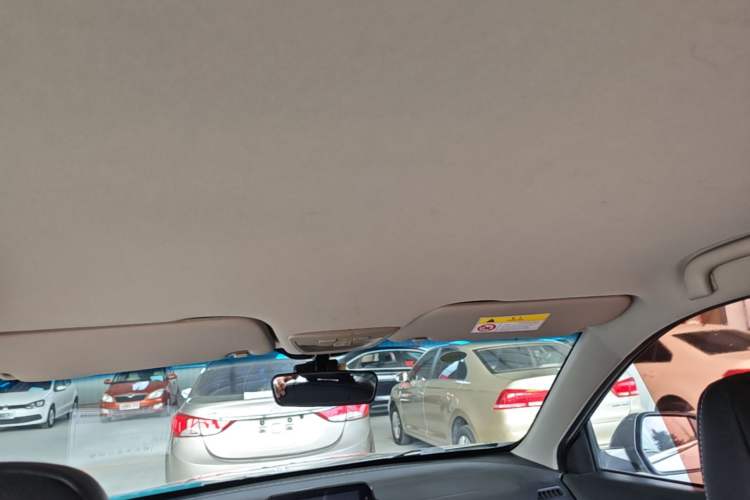 Used Baojun 510 2017 1.5L Automatic Fashion Model Headliner