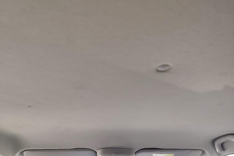 Used Baojun 510 2017 1.5L Manual Fashion Model Headliner