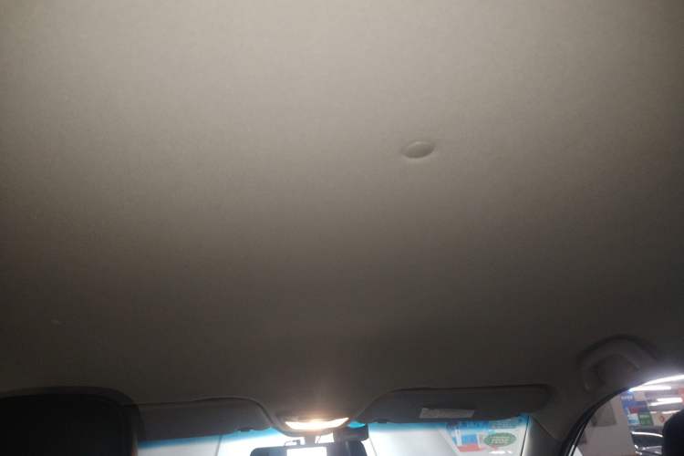 Used Baojun 510 2017 1.5L Manual Fashion Model Headliner