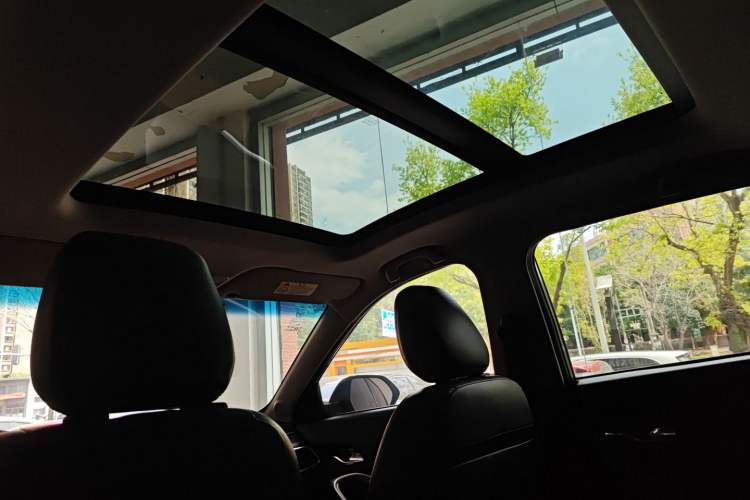 Used Baojun 510 2017 1.5L Automatic Luxury Model Headliner