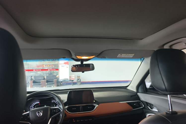 Used Baojun 510 2017 1.5L Manual Luxury Model Headliner