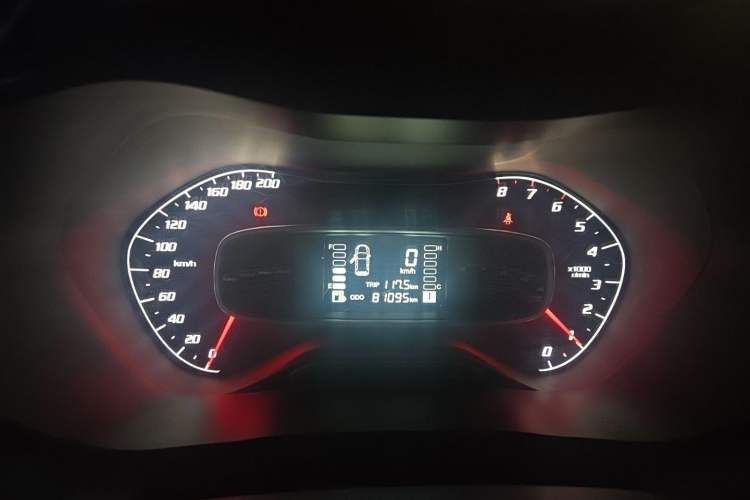 Used Baojun 510 2017 1.5L manual Comfort trim Instrument Cluster