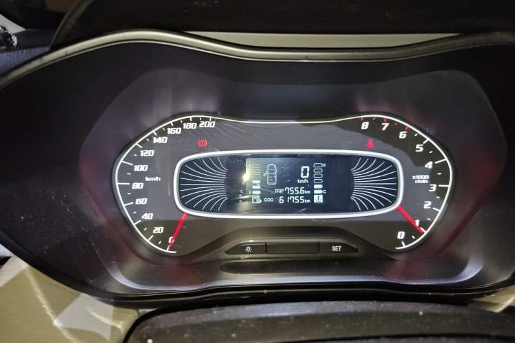 Used Baojun 510 2017 1.5L manual Comfort trim Instrument Cluster