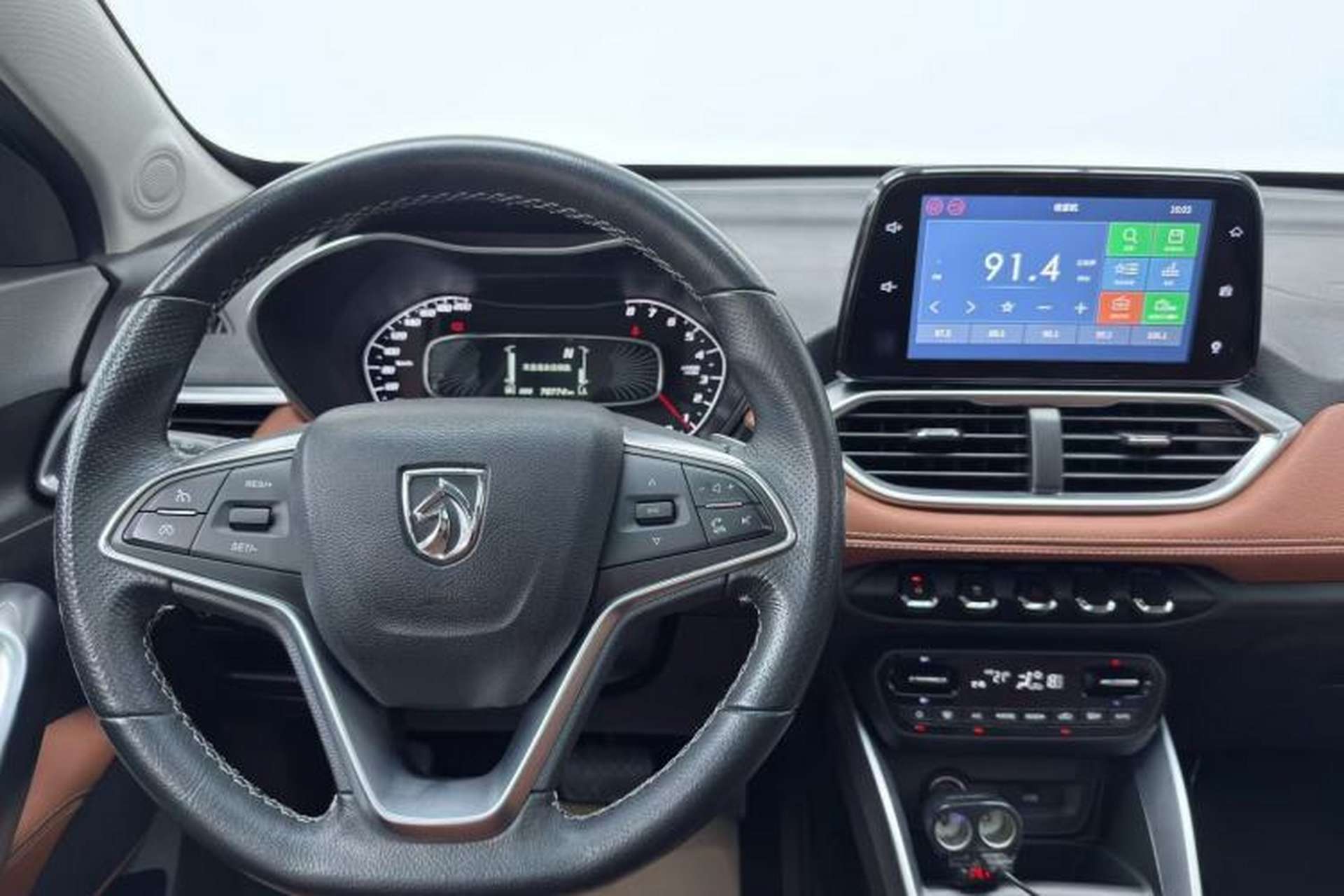 Used Baojun 510 2017 1.5L Automatic Luxury Model Interior 2