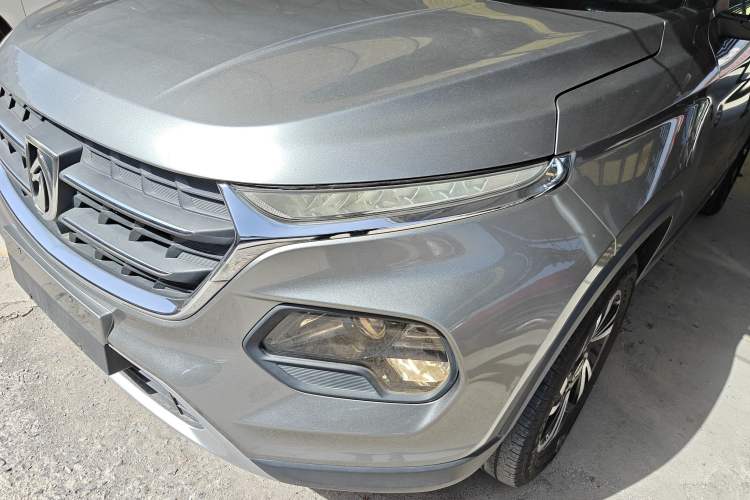 Used Baojun 510 2017 1.5L Manual Luxury Model Left Front Headlight
