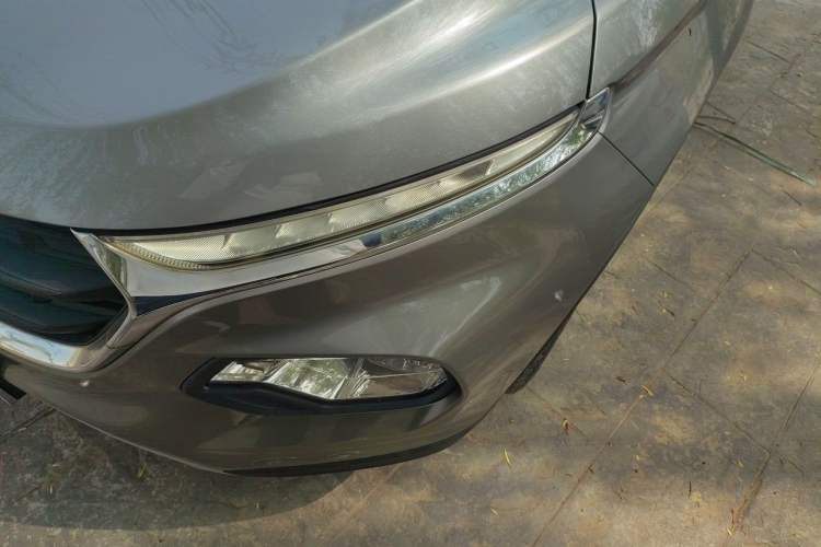 Used Baojun 510 2017 1.5L manual Comfort trim Left Front Headlight
