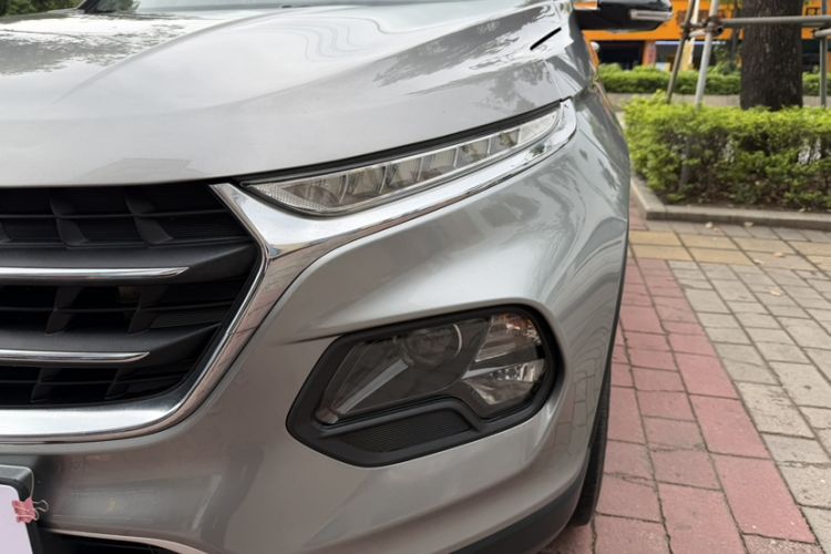 Used Baojun 510 2017 1.5L Automatic Luxury Model Left Front Headlight
