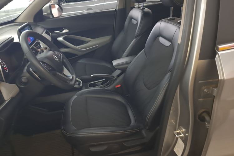 Used Baojun 510 2017 1.5L Automatic Fashion Model Left Front Seat