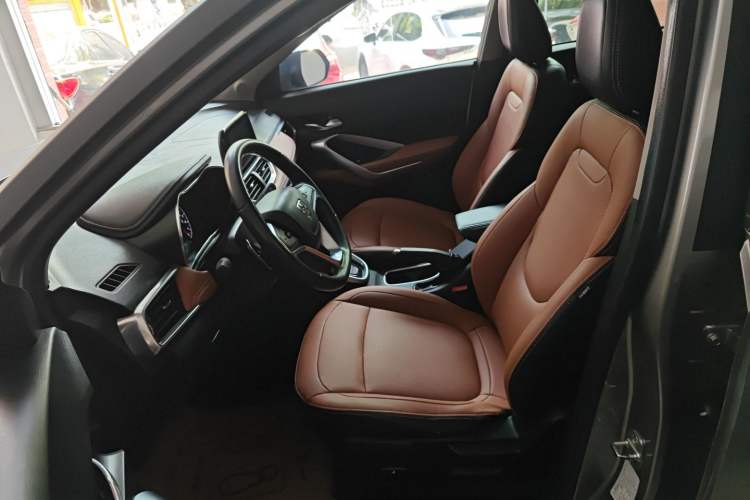 Used Baojun 510 2017 1.5L Automatic Luxury Model Left Front Seat
