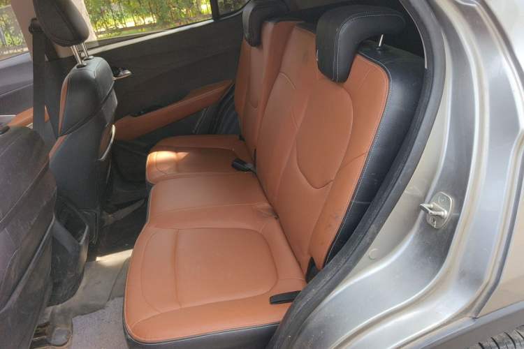 Used Baojun 510 2017 1.5L Manual Luxury Model Left Rear Seat