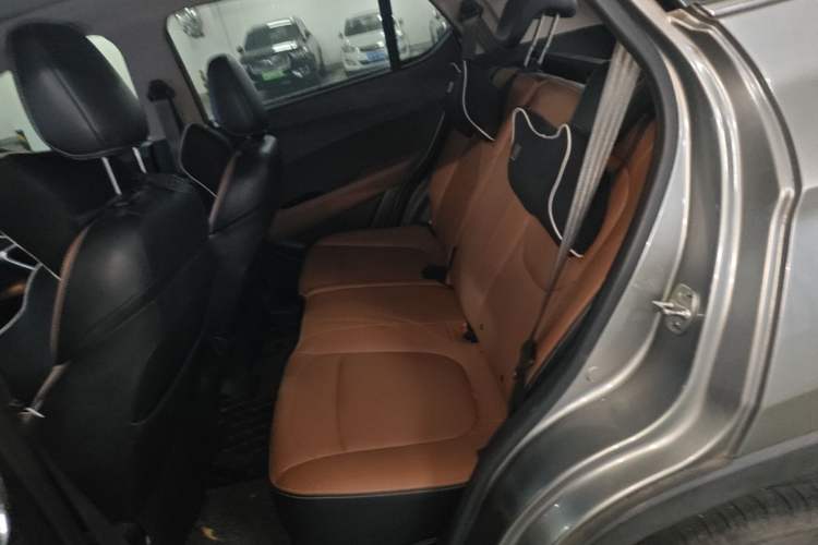 Used Baojun 510 2017 1.5L Automatic Luxury Model Left Rear Seat