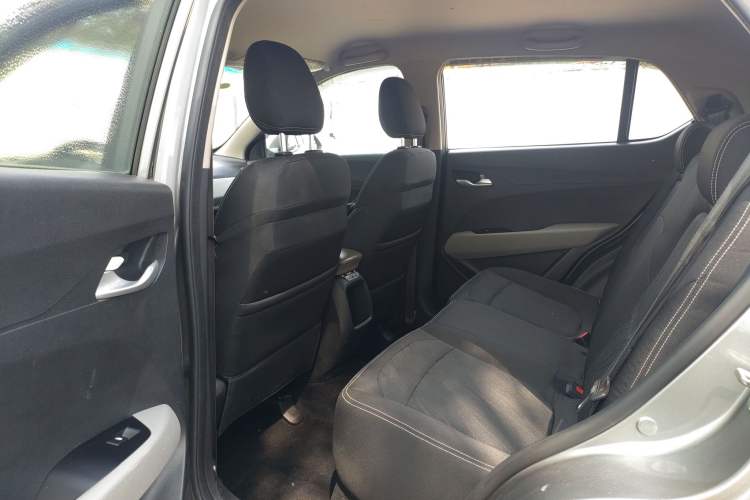Used Baojun 510 2017 1.5L manual Comfort trim Left Rear Seat