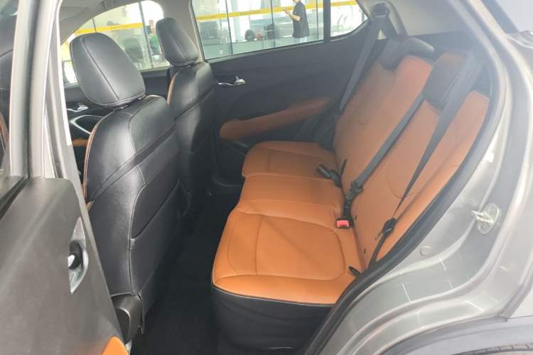 Used Baojun 510 2017 1.5L Automatic Luxury Model Left Rear Seat