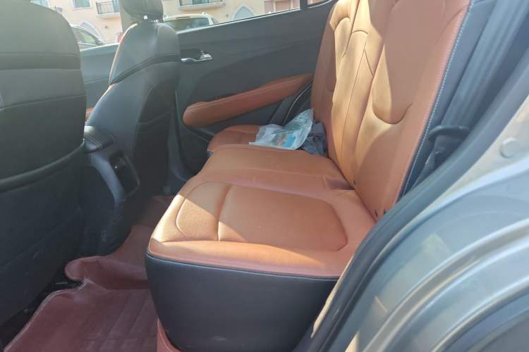 Used Baojun 510 2017 1.5L Automatic Luxury Model Left Rear Seat