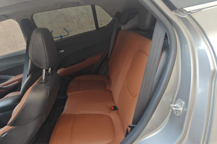 Used Baojun 510 2017 1.5L Automatic Luxury Model Left Rear Seat