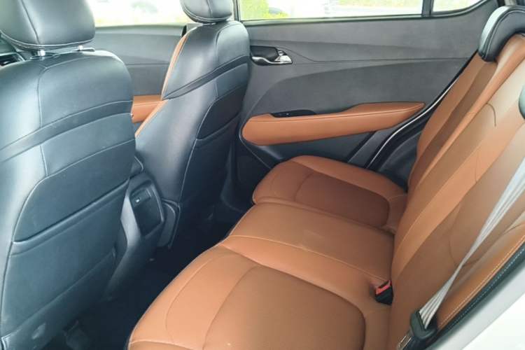 Used Baojun 510 2017 1.5L Manual Luxury Model Left Rear Seat